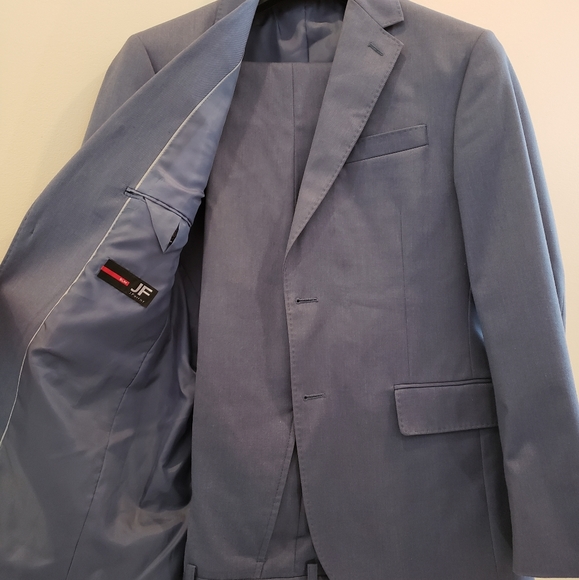 J.Ferrar light blue suit - Picture 2 of 8